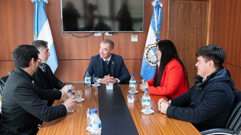 Reunión institucional entre ABSTIC Tecnología y Registrar Corp en San Juan